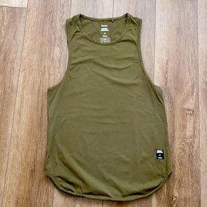 Men’s sleeveless workout tank top